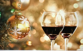 ‘Tis the Season at Dakotas! Image